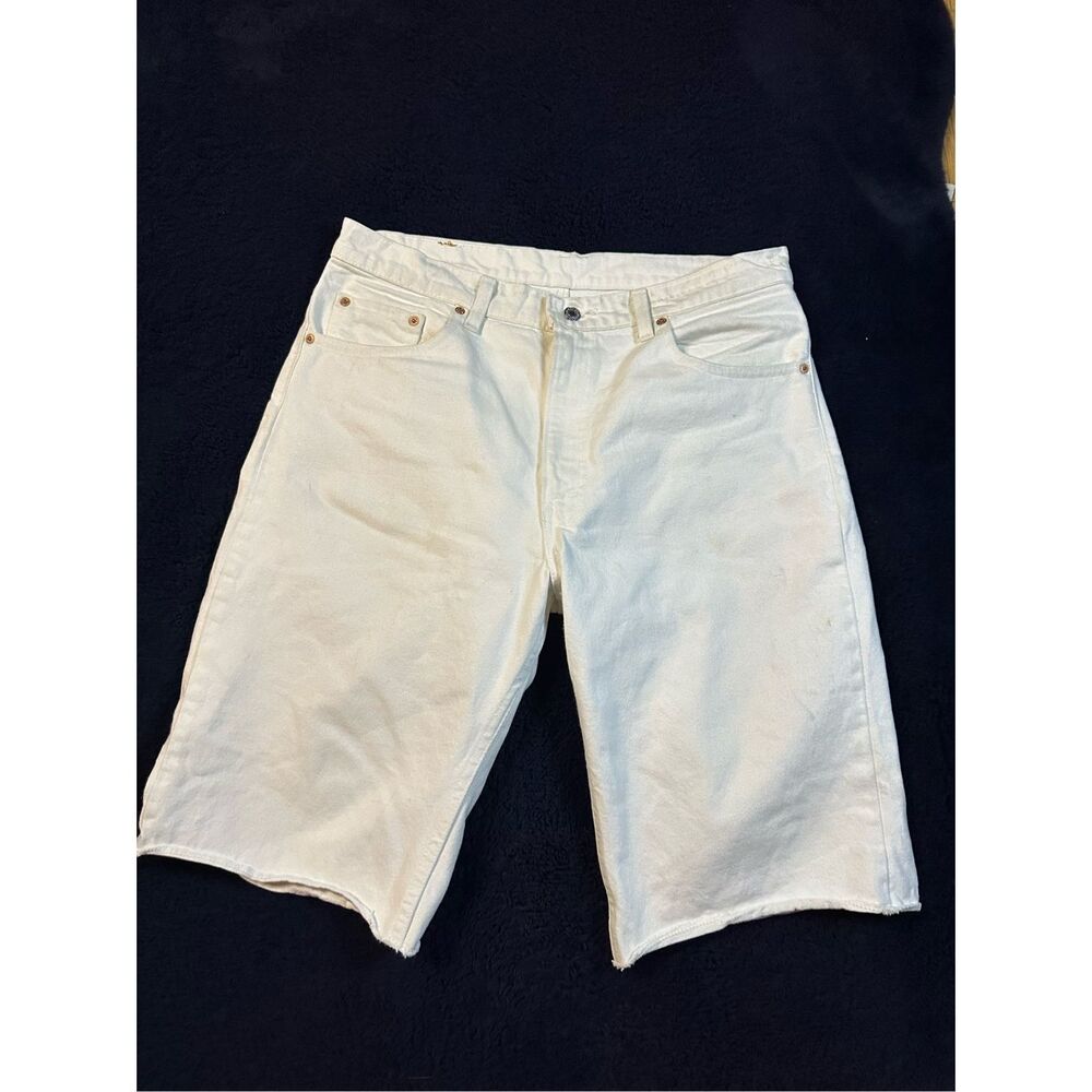 Vintage Levi’s 550 White Denim Shorts Men’s 36 Waist B15